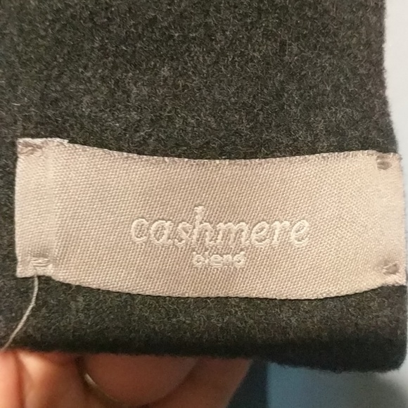 Cashmere pea coat - Picture 3 of 5